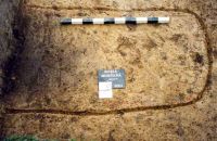 Chronicle of the Archaeological Excavations in Romania, 2001 Campaign. Report no. 181, Roşia Montană, Hop.<br /> Sector Imagini-detaliu-necropola.<br /><a href='http://foto.cimec.ro/cronica/2001/181/Imagini-detaliu-necropola/066.JPG' target=_blank>Display the same picture in a new window</a>