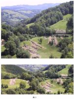Chronicle of the Archaeological Excavations in Romania, 2001 Campaign. Report no. 188, Roşia Montană, Cârnic (Piatra Corbului).<br /> Sector Piese-inventar-necropola.<br /><a href='http://foto.cimec.ro/cronica/2001/188/hop-botar-mnir-2.jpg' target=_blank>Display the same picture in a new window</a>