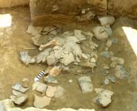 Chronicle of the Archaeological Excavations in Romania, 2002 Campaign. Report no. 5, Adamclisi, Cetate<br /><a href='http://foto.cimec.ro/cronica/2002/005/adamclisi-platou-est-2002-1.jpg' target=_blank>Display the same picture in a new window</a>