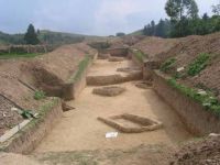 Chronicle of the Archaeological Excavations in Romania, 2002 Campaign. Report no. 61, Corna, Tăul Găuri (Hop (toponim regional)).<br /> Sector MNUAI.<br /><a href='http://foto.cimec.ro/cronica/2002/061/MNUAI/fig-3.jpg' target=_blank>Display the same picture in a new window</a>. Title: MNUAI