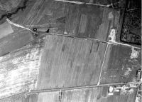 Chronicle of the Archaeological Excavations in Romania, 2002 Campaign. Report no. 169, Sarmizegetusa, La Cireş - Necropola Estică<br /><a href='http://foto.cimec.ro/cronica/2002/169/UTS3.jpg' target=_blank>Display the same picture in a new window</a>