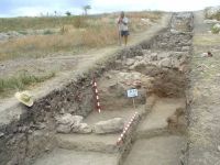 Chronicle of the Archaeological Excavations in Romania, 2002 Campaign. Report no. 187, Slava Rusă, Cetatea Ibida - Cetatea Fetei<br /><a href='http://foto.cimec.ro/cronica/2002/187/1-2.jpg' target=_blank>Display the same picture in a new window</a>