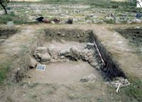 Chronicle of the Archaeological Excavations in Romania, 2003 Campaign. Report no. 3, Adamclisi, Cetate<br /><a href='http://foto.cimec.ro/cronica/2003/003/adamclisi-s19a-bas-d.jpg' target=_blank>Display the same picture in a new window</a>