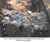 Chronicle of the Archaeological Excavations in Romania, 2003 Campaign. Report no. 172, Sântimbru, Biserica Reformată<br /><a href='http://foto.cimec.ro/cronica/2003/172/santimbru-biserica-reformata-11.JPG' target=_blank>Display the same picture in a new window</a>