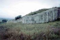 Chronicle of the Archaeological Excavations in Romania, 2004 Campaign. Report no. 1, Adamclisi, Cetate.<br /> Sector tumul.<br /><a href='http://foto.cimec.ro/cronica/2004/001/rsz-42.jpg' target=_blank>Display the same picture in a new window</a>