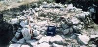 Chronicle of the Archaeological Excavations in Romania, 2004 Campaign. Report no. 1, Adamclisi, Cetate<br /><a href='http://foto.cimec.ro/cronica/2004/001/rsz-9.jpg' target=_blank>Display the same picture in a new window</a>