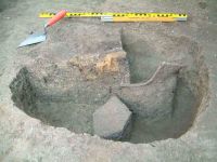 Cronica Cercetărilor Arheologice din România, Campania 2004. Raportul nr. 91, Dudeştii Vechi, Movila lui Deciov (Östelep)<br /><a href='http://foto.cimec.ro/cronica/2004/091/rsz-3.jpg' target=_blank>Priveşte aceeaşi imagine într-o fereastră nouă</a>