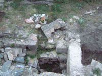 Chronicle of the Archaeological Excavations in Romania, 2004 Campaign. Report no. 124, Istria, Cetate.<br /> Sector 06-poze-Sector-sud.<br /><a href='http://foto.cimec.ro/cronica/2004/124/rsz-25.jpg' target=_blank>Display the same picture in a new window</a>