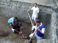 Cronica Cercetărilor Arheologice din România, Campania 2004. Raportul nr. 238, Vaslui<br /><a href='http://foto.cimec.ro/cronica/2004/238/rsz-10.jpg' target=_blank>Priveşte aceeaşi imagine într-o fereastră nouă</a>