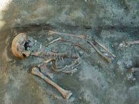 Cronica Cercetărilor Arheologice din România, Campania 2004. Raportul nr. 238, Vaslui<br /><a href='http://foto.cimec.ro/cronica/2004/238/rsz-20.jpg' target=_blank>Priveşte aceeaşi imagine într-o fereastră nouă</a>