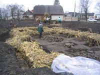 Chronicle of the Archaeological Excavations in Romania, 2004 Campaign. Report no. 245, Volovăţ, Biserica Veche<br /><a href='http://foto.cimec.ro/cronica/2004/245/rsz-5.jpg' target=_blank>Display the same picture in a new window</a>