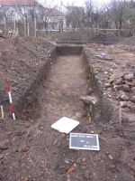 Chronicle of the Archaeological Excavations in Romania, 2005 Campaign. Report no. 4, Alba Iulia, str. 9 Mai, nr. 10<br /><a href='http://foto.cimec.ro/cronica/2005/004/rsz-1.jpg' target=_blank>Display the same picture in a new window</a>