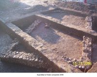 Chronicle of the Archaeological Excavations in Romania, 2006 Campaign. Report no. 28, Alba Iulia, str. Calea Moţilor<br /><a href='http://foto.cimec.ro/cronica/2006/028/rsz-1.jpg' target=_blank>Display the same picture in a new window</a>