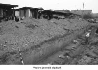 Chronicle of the Archaeological Excavations in Romania, 2006 Campaign. Report no. 159, Satu Mare, Piaţa de vechituri<br /><a href='http://foto.cimec.ro/cronica/2006/159/rsz-1.jpg' target=_blank>Display the same picture in a new window</a>