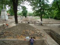 Chronicle of the Archaeological Excavations in Romania, 2007 Campaign. Report no. 172, Şimleu Silvaniei,  (Parcul Central)<br /><a href='http://foto.cimec.ro/cronica/2007/172-SIMLEU-SILVANIEI-SJ-CetateaBathory-4/02.jpg' target=_blank>Display the same picture in a new window</a>