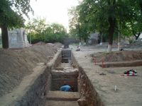 Chronicle of the Archaeological Excavations in Romania, 2007 Campaign. Report no. 172, Şimleu Silvaniei,  (Parcul Central)<br /><a href='http://foto.cimec.ro/cronica/2007/172-SIMLEU-SILVANIEI-SJ-CetateaBathory-4/07.jpg' target=_blank>Display the same picture in a new window</a>