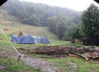 Cronica Cercetărilor Arheologice din România, Campania 2008. Raportul nr. 25, Craiva, Piatra Craivii<br /><a href='http://foto.cimec.ro/cronica/2008/025/17-potop.jpg' target=_blank>Priveşte aceeaşi imagine într-o fereastră nouă</a>