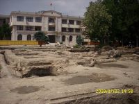 Chronicle of the Archaeological Excavations in Romania, 2009 Campaign. Report no. 121, Focşani, Grădina Publică<br /><a href='http://foto.cimec.ro/cronica/2009/preventive/121/FOCSANI-VN-Piata-Unirii20.JPG' target=_blank>Display the same picture in a new window</a>