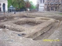 Chronicle of the Archaeological Excavations in Romania, 2009 Campaign. Report no. 121, Focşani, Grădina Publică<br /><a href='http://foto.cimec.ro/cronica/2009/preventive/121/FOCSANI-VN-Piata-Unirii02.JPG' target=_blank>Display the same picture in a new window</a>