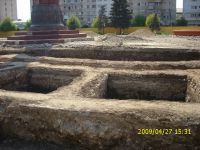 Chronicle of the Archaeological Excavations in Romania, 2009 Campaign. Report no. 121, Focşani, Grădina Publică<br /><a href='http://foto.cimec.ro/cronica/2009/preventive/121/FOCSANI-VN-Piata-Unirii11.JPG' target=_blank>Display the same picture in a new window</a>