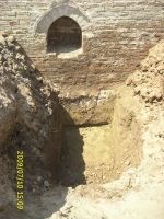 Chronicle of the Archaeological Excavations in Romania, 2009 Campaign. Report no. 121, Focşani, Grădina Publică<br /><a href='http://foto.cimec.ro/cronica/2009/preventive/121/FOCSANI-VN-Piata-Unirii27.JPG' target=_blank>Display the same picture in a new window</a>