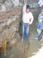 Chronicle of the Archaeological Excavations in Romania, 2009 Campaign. Report no. 122, Focşani, Gologani<br /><a href='http://foto.cimec.ro/cronica/2009/preventive/122/FOCSANI-VN-Biserica-Sf-Nicolae24.JPG' target=_blank>Display the same picture in a new window</a>