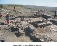 Cronica Cercetărilor Arheologice din România, Campania 2009. Raportul nr. 3, Albeşti, La Cetate<br /><a href='http://foto.cimec.ro/cronica/2009/sistematice/003/4-Albesti-2009.jpg' target=_blank>Priveşte aceeaşi imagine într-o fereastră nouă</a>