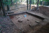 Chronicle of the Archaeological Excavations in Romania, 2011 Campaign. Report no. 28, Grădiştea De Munte, Sarmizegetusa Regia (Grădiştea Muncelului, Dealul Grădiştii)<br /><a href='http://foto.cimec.ro/cronica/2011/028/fig-6.JPG' target=_blank>Display the same picture in a new window</a>