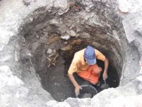 Chronicle of the Archaeological Excavations in Romania, 2011 Campaign. Report no. 114, Drobeta-Turnu Severin, Parcul General Dragalina (Zeren; Zeuriuenses; Zwun)<br /><a href='http://foto.cimec.ro/cronica/2011/114/plansa-iv-fig-2.jpg' target=_blank>Display the same picture in a new window</a>