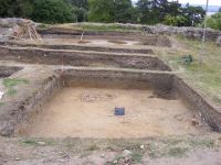 Chronicle of the Archaeological Excavations in Romania, 2011 Campaign. Report no. 114, Drobeta-Turnu Severin, Parcul General Dragalina (Zeren; Zeuriuenses; Zwun)<br /><a href='http://foto.cimec.ro/cronica/2011/114/plansa-vii-fig-1.jpg' target=_blank>Display the same picture in a new window</a>