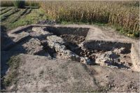 Chronicle of the Archaeological Excavations in Romania, 2013 Campaign. Report no. 23, Călugăreni, Palat (Palota; Palota melleke; Casa Strajei)<br /><a href='http://foto.cimec.ro/cronica/2013/023-calugareni/fig-3.jpg' target=_blank>Display the same picture in a new window</a>