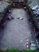 Chronicle of the Archaeological Excavations in Romania, 2014 Campaign. Report no. 2, Adamclisi, Cetate<br /><a href='http://foto.cimec.ro/cronica/2014/002-Adamclisi-SectorB/fig-05-sg13-context2.JPG' target=_blank>Display the same picture in a new window</a>