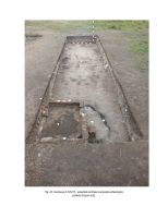 Chronicle of the Archaeological Excavations in Romania, 2014 Campaign. Report no. 7, Alba Iulia, Sediul guvernatorului consular (Mithraeum III).<br /> Sector Raport-geo.<br /><a href='http://foto.cimec.ro/cronica/2014/007-Alba-Iulia-Palatulguvernatorului/ilustratie-fotografica-apulum-2014-page-22.jpg' target=_blank>Display the same picture in a new window</a>