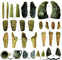Chronicle of the Archaeological Excavations in Romania, 2016 Campaign. Report no. 64, Ripiceni, La Holm (La Telescu)<br /><a href='http://foto.cimec.ro/cronica/2016/064-Ripiceni-BT-Punct-Holm-Telescu/fig-10-ripiceni-017-diverse-artefacte.jpg' target=_blank>Display the same picture in a new window</a>