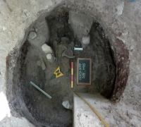 Cronica Cercetărilor Arheologice din România, Campania 2017. Raportul nr. 212, Cosota, Cosota<br /><a href='http://foto.cimec.ro/cronica/2017/rest-sapaturi-nepublicate/212-Ocnita-Buridava-Valcea/fig-4.jpg' target=_blank>Priveşte aceeaşi imagine într-o fereastră nouă</a>