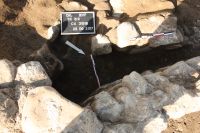 Chronicle of the Archaeological Excavations in Romania, 2018 Campaign. Report no. 13, Călugăreni, Ţinutul Cetăţii (Vártartomny).<br /> Sector Ilustratie-Cal-2018.<br /><a href='http://foto.cimec.ro/cronica/2018/1-sistematice/013-Calugareni-MS-s/Ilustratie-Cal-2018/fig-12-terme-b9-canal-de-colectare.JPG' target=_blank>Display the same picture in a new window</a>. Title: Ilustratie-Cal-2018