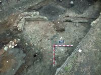 Chronicle of the Archaeological Excavations in Romania, 2019 Campaign. Report no. 3, Alba Iulia, Sediul guvernatorului consular (Mithraeum III)<br /><a href='http://foto.cimec.ro/cronica/2019/01-sistematice/003-alba-iulia-ab-palatul-guvernatorului-s/pl-viib-sxx-16-ans-cxt-100-105-nv.jpg' target=_blank>Display the same picture in a new window</a>