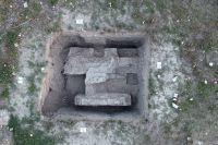 Chronicle of the Archaeological Excavations in Romania, 2020 Campaign. Report no. 22, Igriş, Mănăstirea Egres<br /><a href='http://foto.cimec.ro/cronica/2020/01-Sistematice/022-igris/fig-11-sectiunea-d4-vedere-dinspre-nord-fotografie-realizata-cu-drona.JPG' target=_blank>Display the same picture in a new window</a>