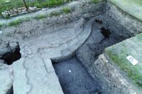 Chronicle of the Archaeological Excavations in Romania, 2020 Campaign. Report no. 22, Igriş, Mănăstirea Egres<br /><a href='http://foto.cimec.ro/cronica/2020/01-Sistematice/022-igris/fig-4-sectiunile-b98-si-a98-vedere-dinspre-est.JPG' target=_blank>Display the same picture in a new window</a>